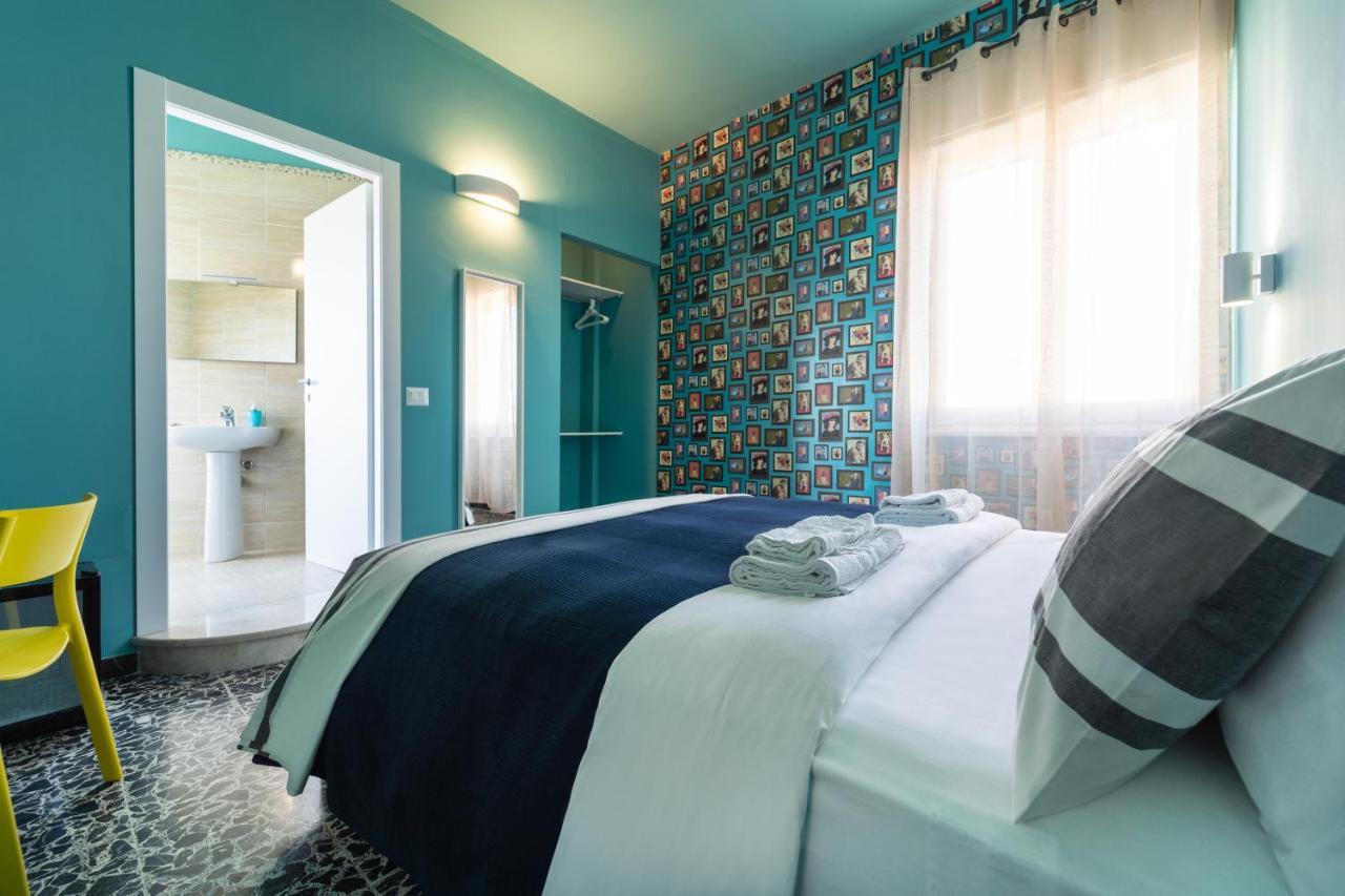 Boutique Rooms Carbonazzi 17 קליארי מראה חיצוני תמונה